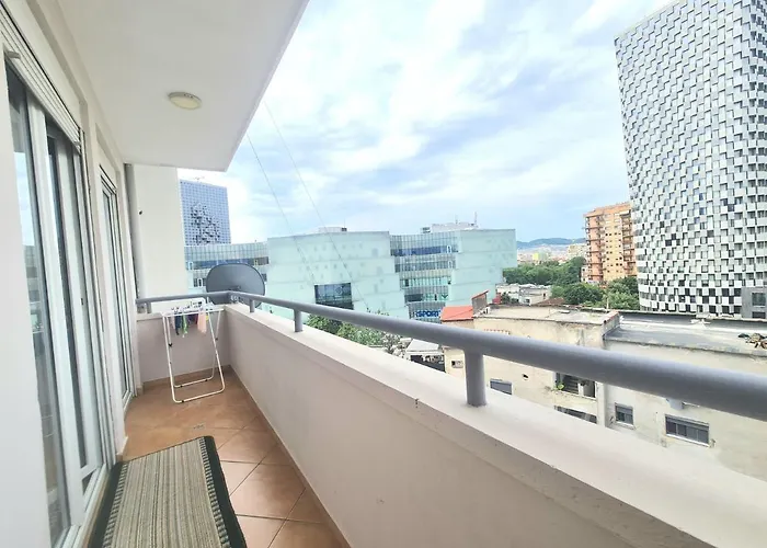 Sandra's In Center Tirana