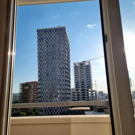 Sandra's In Center Accommodatie bij particulieren Tirana